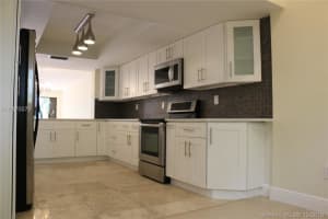 4867 SW 71st Pl, Miami, FL 33155, Sold 01/26/17