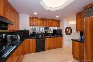 9559 Collins Ave, Surfside, FL 33154, Sold 03/15/17