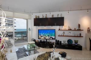 9559 Collins Ave, Surfside, FL 33154, Sold 03/15/17
