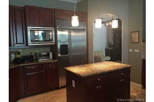 19404 Presidential Way, Miami, FL 33179, Sold 04/06/17
