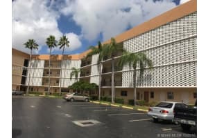 873 NE 195th St, Miami, FL 33179, Sold 02/13/17