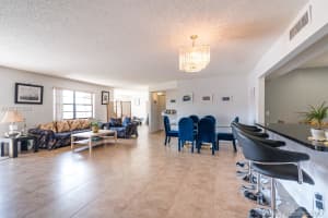1301 NE 7th St, Hallandale Beach, FL 33009, Sold 05/31/17