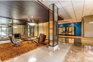 3375 N Country Club Dr, Miami, FL 33180, Sold 03/16/17