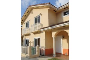 7479 NW 180th Terrace, Hialeah, FL 33015, Sold 01/19/17