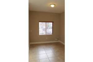 7479 NW 180th Terrace, Hialeah, FL 33015, Sold 01/19/17