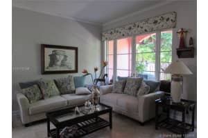 18480 NE 30th Pl, North Miami Beach, FL 33160, Sold 01/31/17