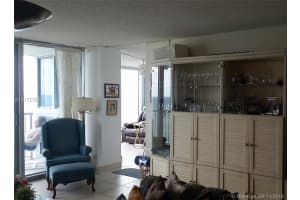 2655 Collins Ave #1012, Miami Beach, FL 33140, Sold 03/17/17