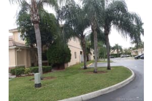Villas At Lago Mar, 7240 SW 162nd Ct, Miami, FL 33193, Sold 05/12/17