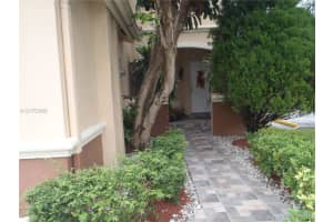 Villas At Lago Mar, 7240 SW 162nd Ct, Miami, FL 33193, Sold 05/12/17