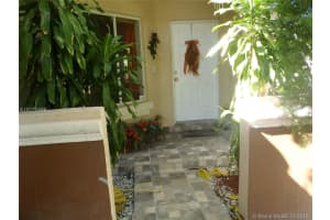 Villas At Lago Mar, 7240 SW 162nd Ct, Miami, FL 33193, Sold 05/12/17