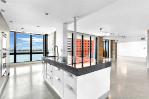 1581 Brickell Ave, Miami, FL 33129, Sold 02/10/17