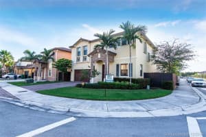 4300 SW 164th Path, Miami, FL 33185, Sold 02/27/17