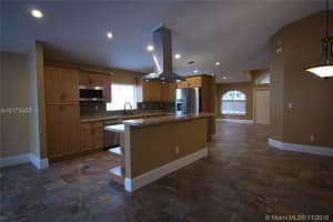 13525 NW 7th St, Plantation, FL 33325, Sold 12/21/16