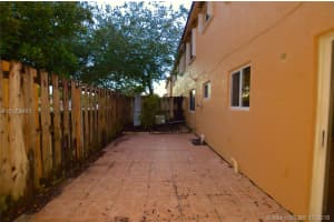 17308 NW 74th Ave, Hialeah, FL 33015, Sold 01/30/17