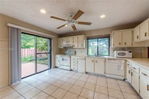 6315 SW 146th Ct, Miami, FL 33183, Sold 01/20/17