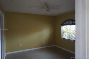18858 NW 85th Ct, Hialeah, FL 33015, Sold 05/19/17