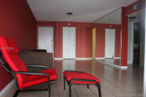 9120 Fontainebleau Blvd, Miami, FL 33172, Sold 02/13/17