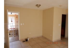 7238 SW 94th Pl APT D5, Miami, FL 33173, Sold 02/22/17