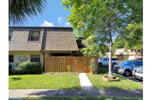 14277 SW 94th Cir Ln, Miami, FL 33186, Sold 02/28/17