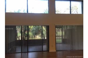 5074 S University Dr, Davie, FL 33328, Sold 05/05/17