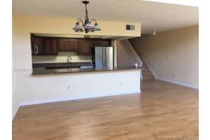5074 S University Dr, Davie, FL 33328, Sold 05/05/17