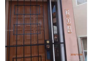 11201 NW 7th St, Miami, FL 33172, Sold 12/01/16