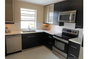 1020 Meridian Ave, Miami Beach, FL 33139, Sold 12/15/16