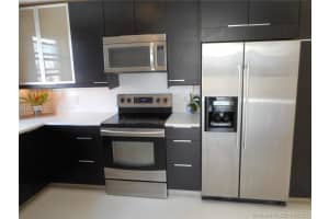 1020 Meridian Ave, Miami Beach, FL 33139, Sold 12/15/16