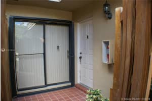 14233 SW 94th Cir Ln, Miami, FL 33186, Sold 02/24/17