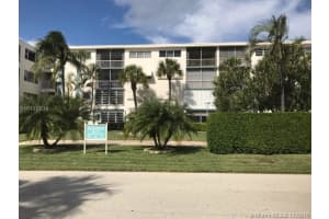 3211 NE 8th St, Pompano Beach, FL 33062, Sold 03/17/17