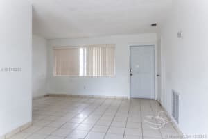 16821 NW 72nd Ave, Hialeah, FL 33015, Sold 01/12/17