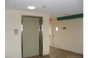 5249 NW 7th St, Miami, FL 33126, Sold 12/27/16