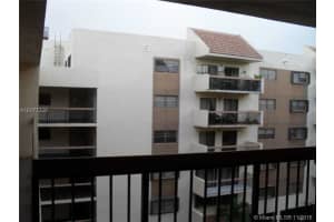 5249 NW 7th St, Miami, FL 33126, Sold 12/27/16