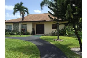 7543 SW 26th Ct, Davie, FL 33314, Sold 05/12/17