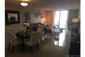 7928 West Dr, North Bay Village, FL 33141, Sold 04/17/17