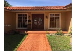 7273 Loch ness Dr, Miami Lakes, FL 33014, Sold 04/24/17