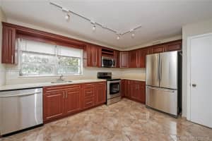 873 NE 195th St, Miami, FL 33179, Sold 03/01/17
