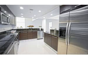 3030 NE 188th St, Aventura, FL 33180, Sold 01/27/17