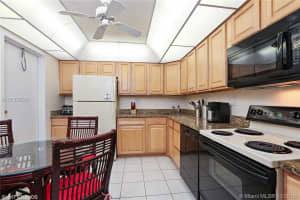 210 Seaview Dr, Key Biscayne, FL 33149, Sold 04/18/17