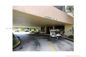 900 NE 195th St, Miami, FL 33179, Sold 03/31/17