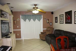 9389 NW 1st Ct, Pembroke Pines, FL 33024, Sold 02/28/17