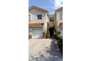 4219 NW 112th Ct, Doral, FL 33178, Sold 01/27/17