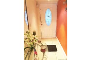 2714 W 60th St, Hialeah, FL 33016, Sold 01/19/17