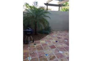 4716 SW 67th Ave APT D2, Miami, FL 33155, Sold 12/30/16