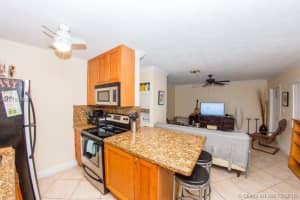 1320 NE 18th St, Fort Lauderdale, FL 33305, Sold 02/21/17