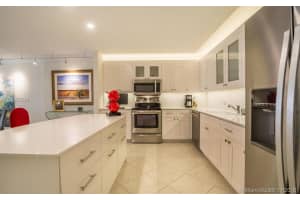 8877 Collins Ave, Surfside, FL 33154, Sold 06/06/17