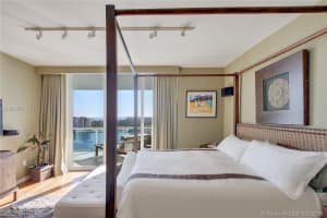 1000 South Pointe Dr, Miami Beach, FL 33139, Sold 04/03/17