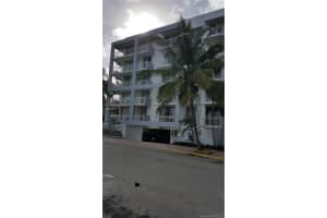 7832 Collins Ave, Miami Beach, FL 33141, Sold 12/14/17