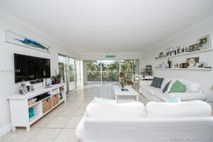 550 Ocean Dr #4d, Key Biscayne, FL 33149, Sold 01/19/17