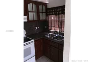 252 NW 85th Street Rd, Miami, FL 33150, Sold 01/13/17